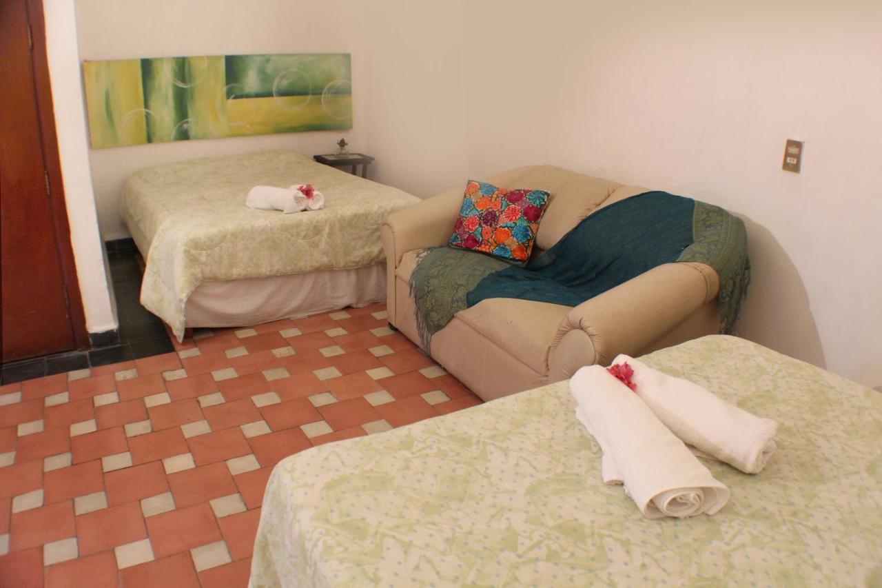 Casa Madero Rooms เควนาวากา ภายนอก รูปภาพ